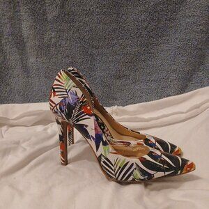 Jessica Simpson Cassani Multi Palm Print Stiletto Pump.
